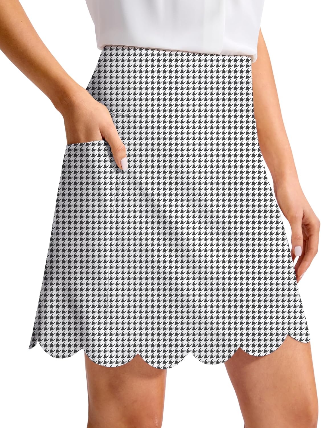 Viodia 18" Skorts for Woman with Scalloped Hem
